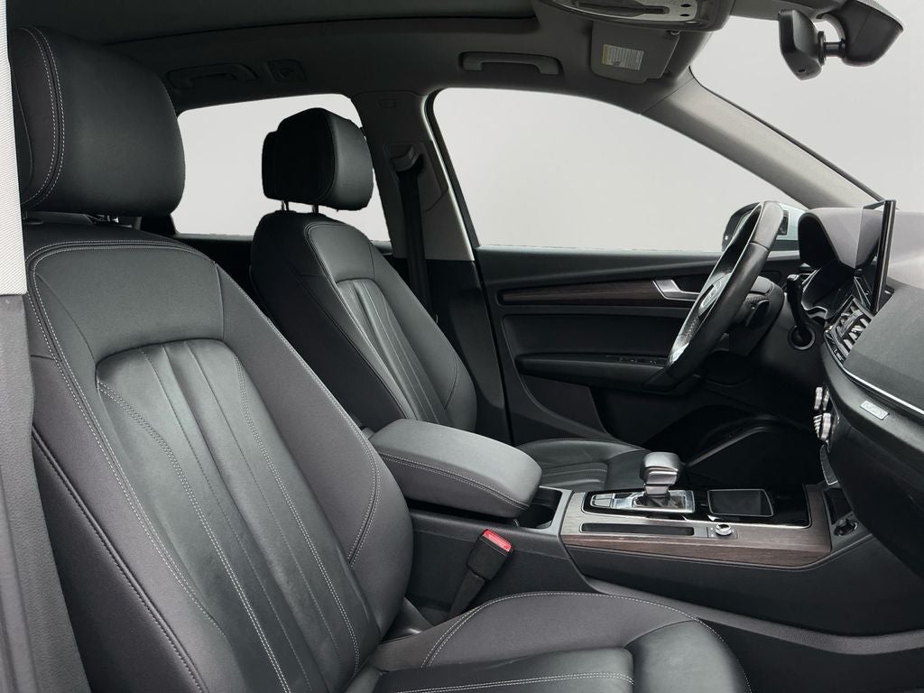 2023 Audi Q5 40 Premium quattro
