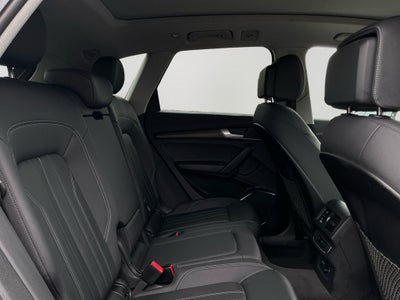2023 Audi Q5 40 Premium quattro