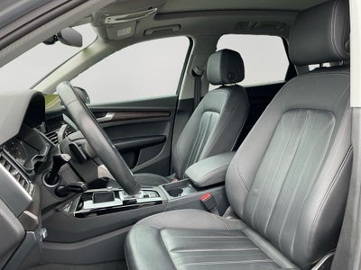 2023 Audi Q5 40 Premium quattro
