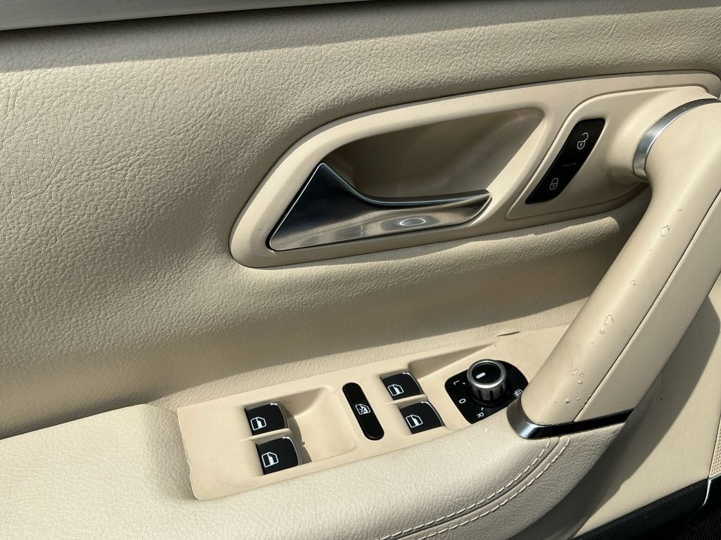 2009 Volkswagen CC VR6 4Motion