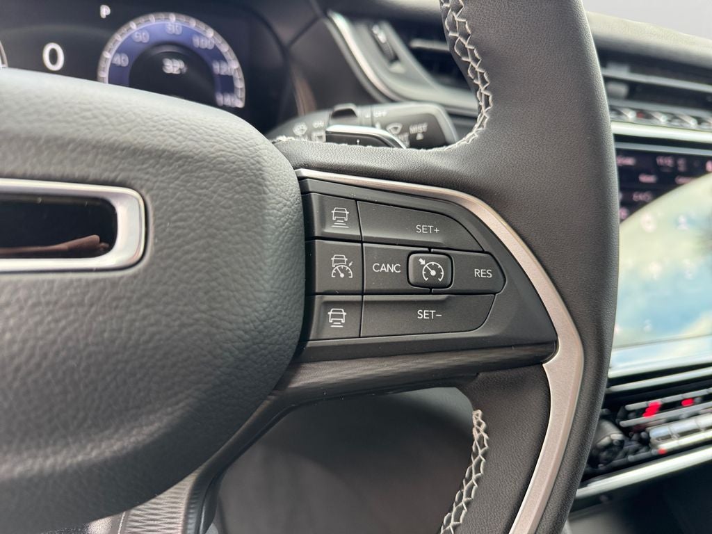 2025 Jeep Grand Cherokee Laredo X