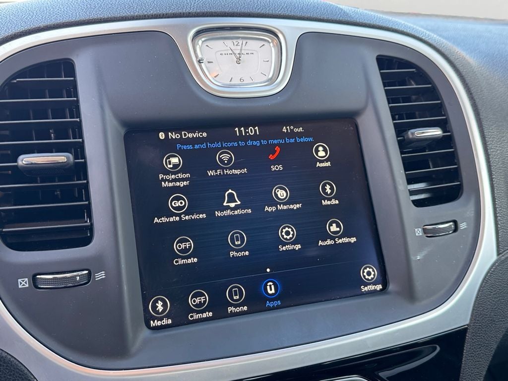 2023 Chrysler 300 Touring Safety Tec pkg