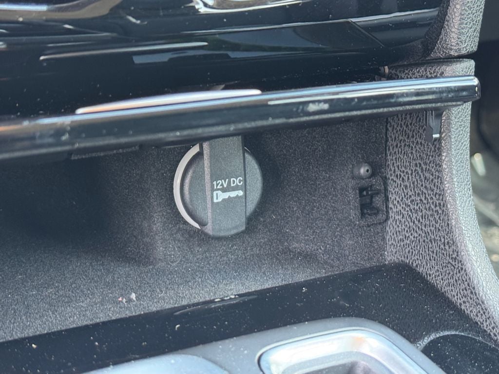 2023 Chrysler 300 Touring Safety Tec pkg