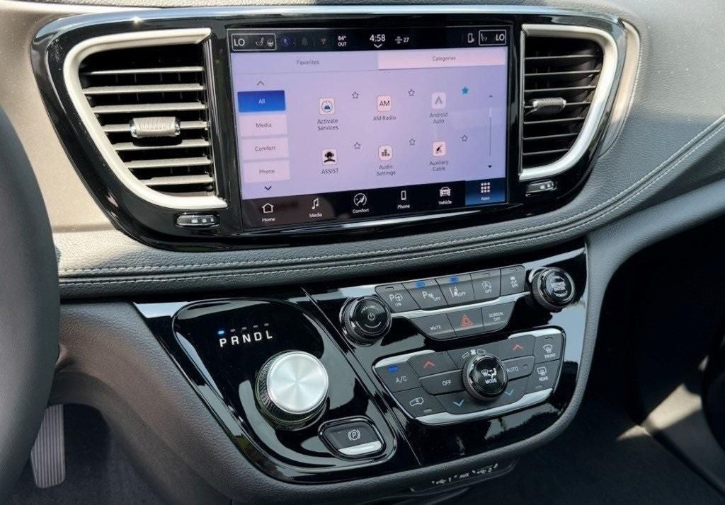 2025 Chrysler Pacifica Select