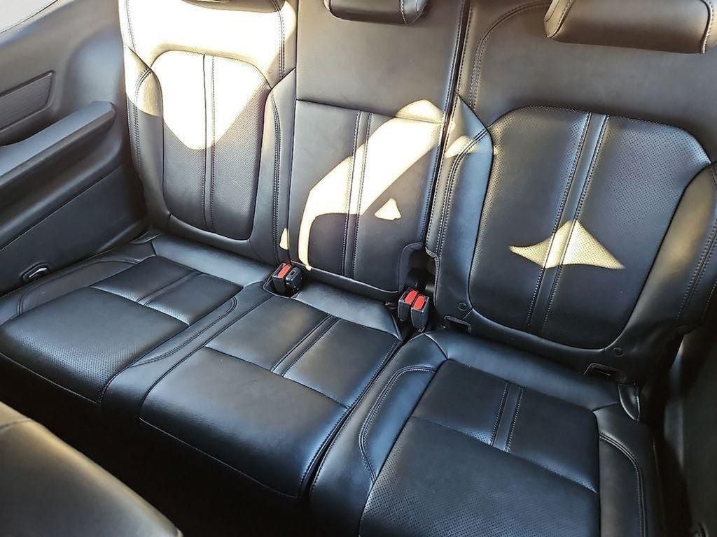 2023 Jeep Wagoneer Series III PREFERRED EQUIPMENT GROUP