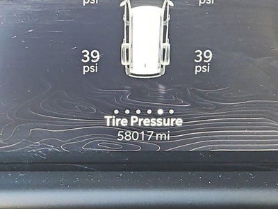 2023 Jeep Wagoneer Series III PREFERRED EQUIPMENT GROUP