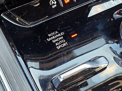 2023 Jeep Wagoneer Series III PREFERRED EQUIPMENT GROUP