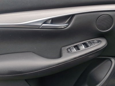 2022 INFINITI QX50 LUXE