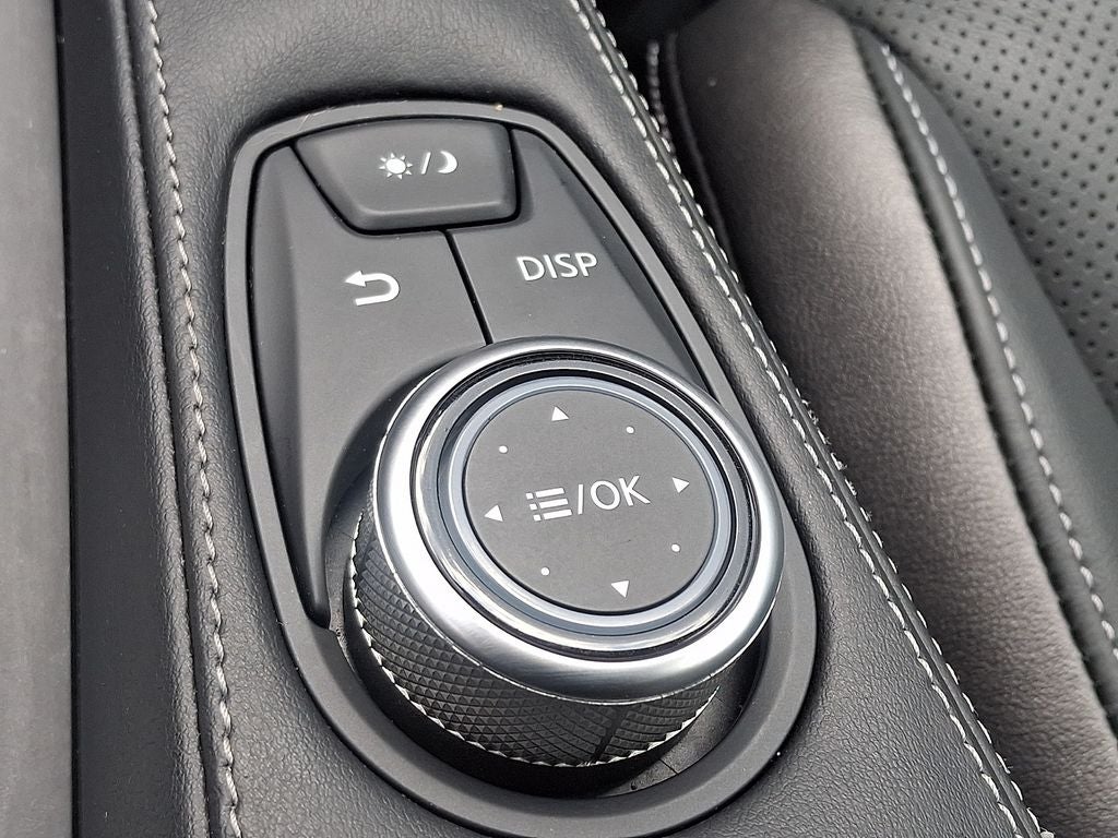 2022 INFINITI QX50 LUXE