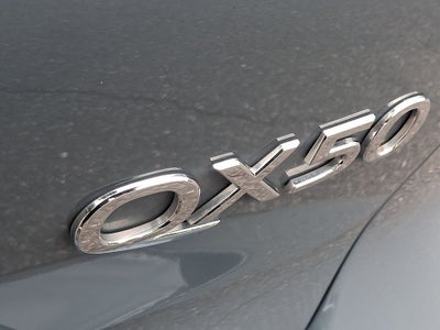 2022 INFINITI QX50 LUXE