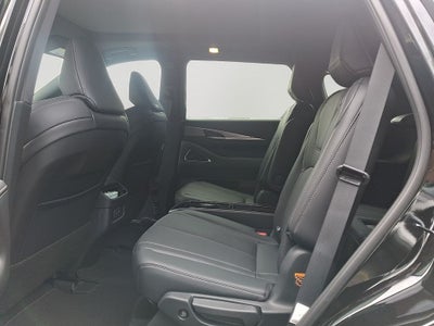 2027 INFINITI QX60 SPORT PREDICTIVE FORWARD COLLISION WARNING