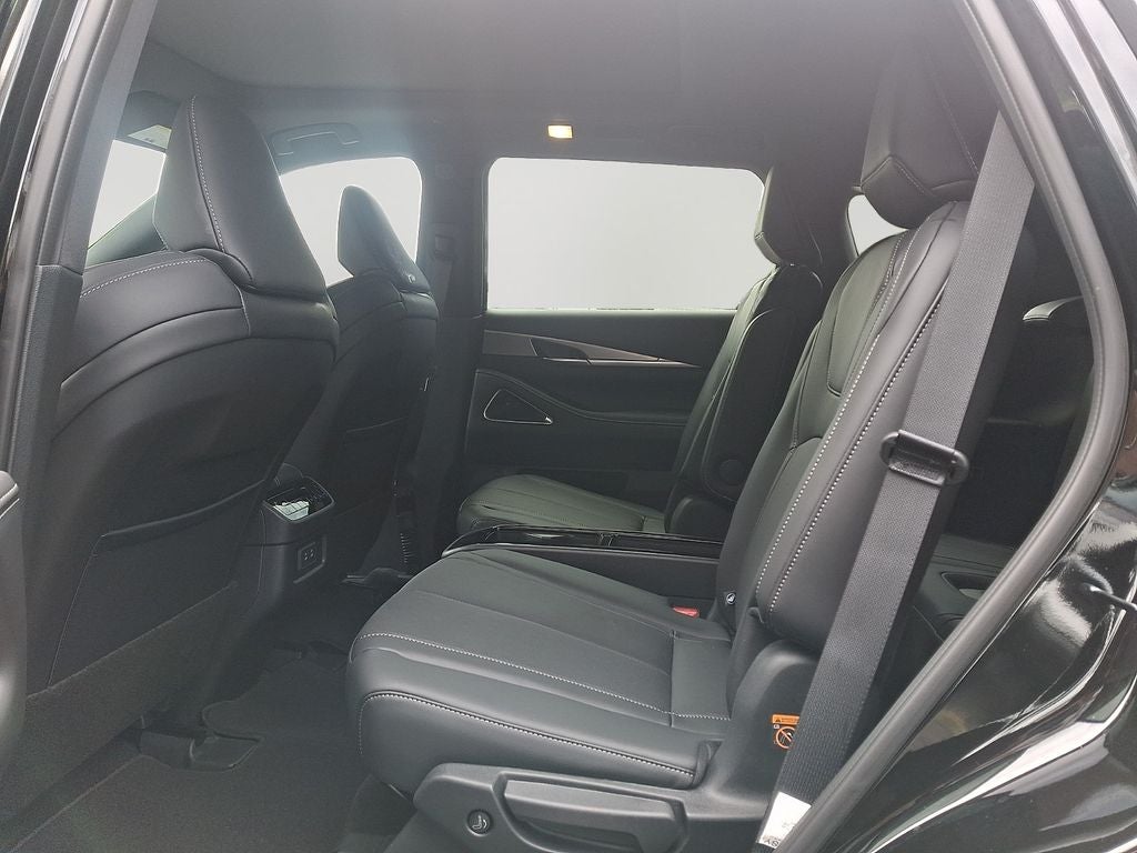 2027 INFINITI QX60 SPORT PREDICTIVE FORWARD COLLISION WARNING