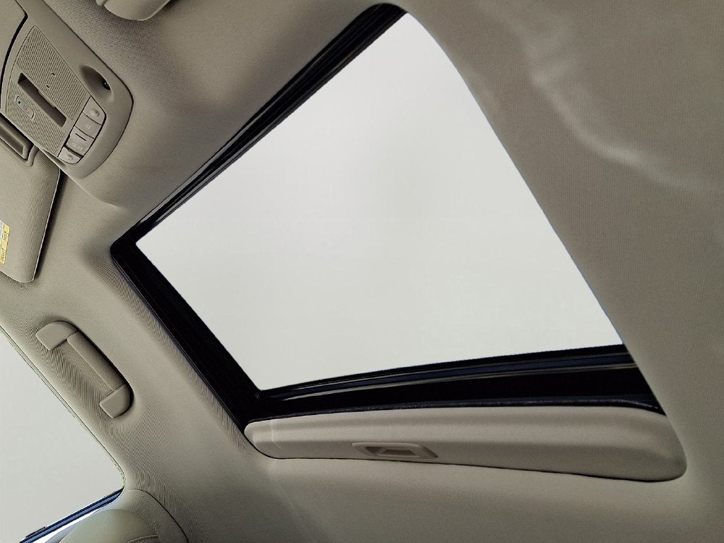 2022 INFINITI QX80 LUXE w/Navigation & BOSE system