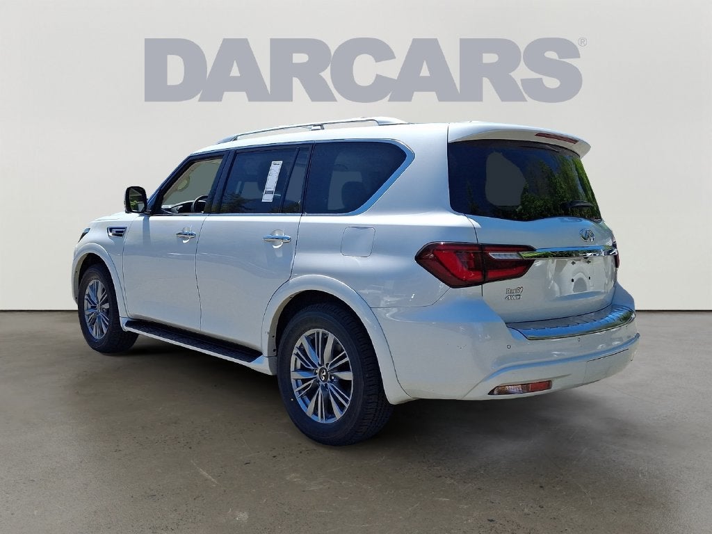 2022 INFINITI QX80 LUXE w/Navigation & BOSE system