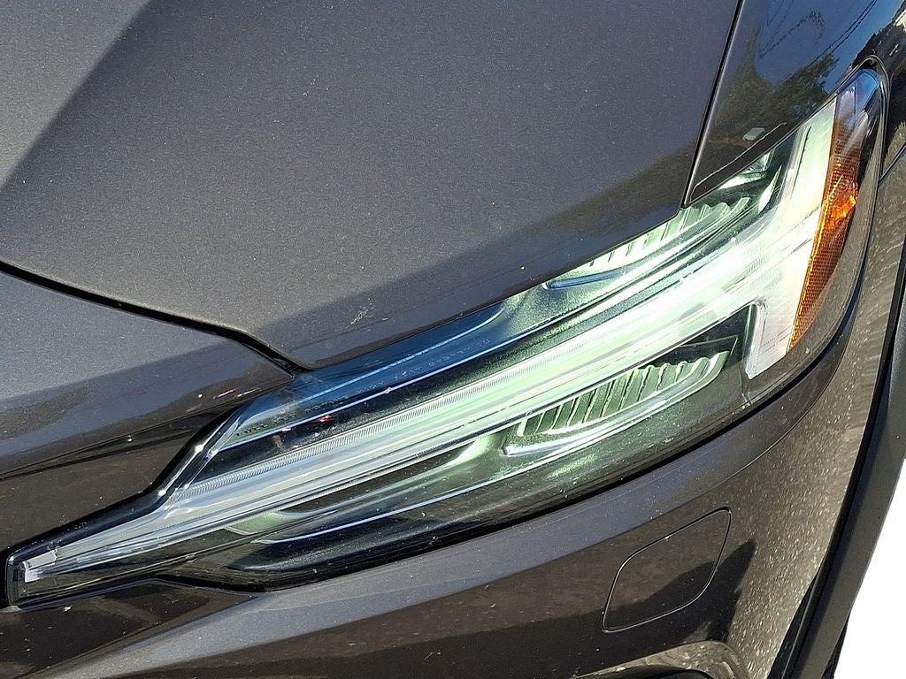 2025 Volvo V60 Cross Country B5 Plus COLLISION AVOIDANCE