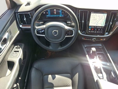 2025 Volvo V60 Cross Country B5 Plus COLLISION AVOIDANCE