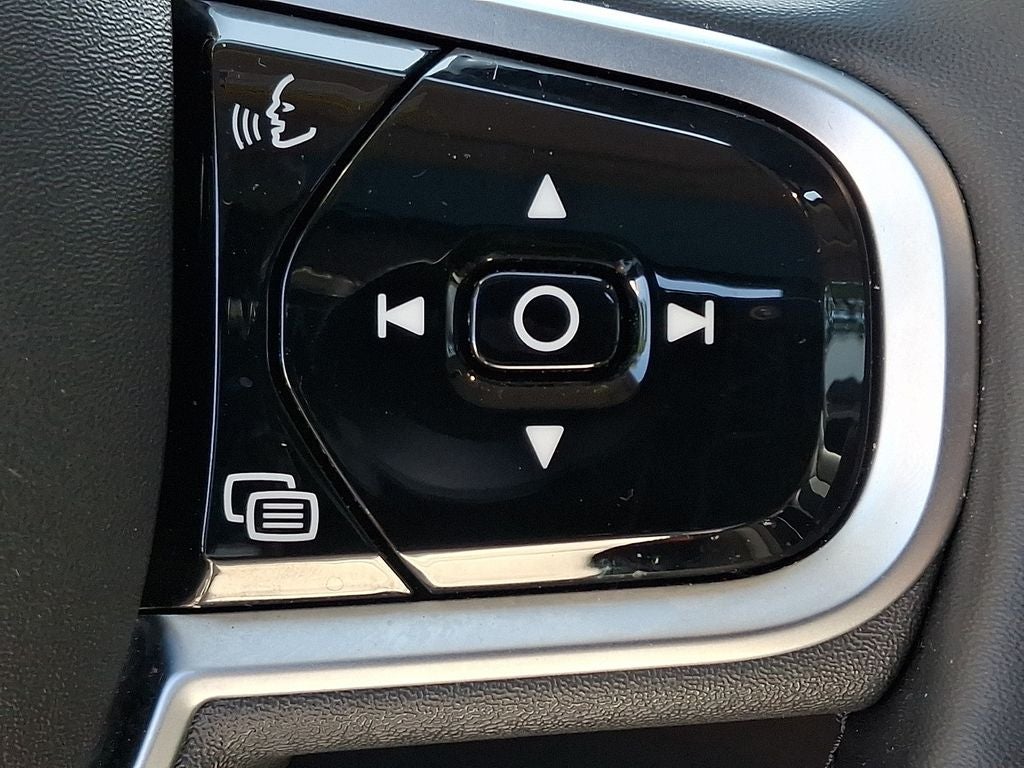 2025 Volvo V60 Cross Country B5 Plus COLLISION AVOIDANCE