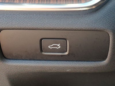 2025 Volvo V60 Cross Country B5 Plus COLLISION AVOIDANCE