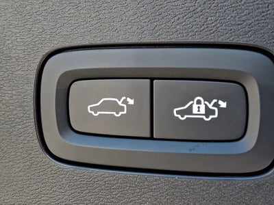 2025 Volvo V60 Cross Country B5 Plus COLLISION AVOIDANCE