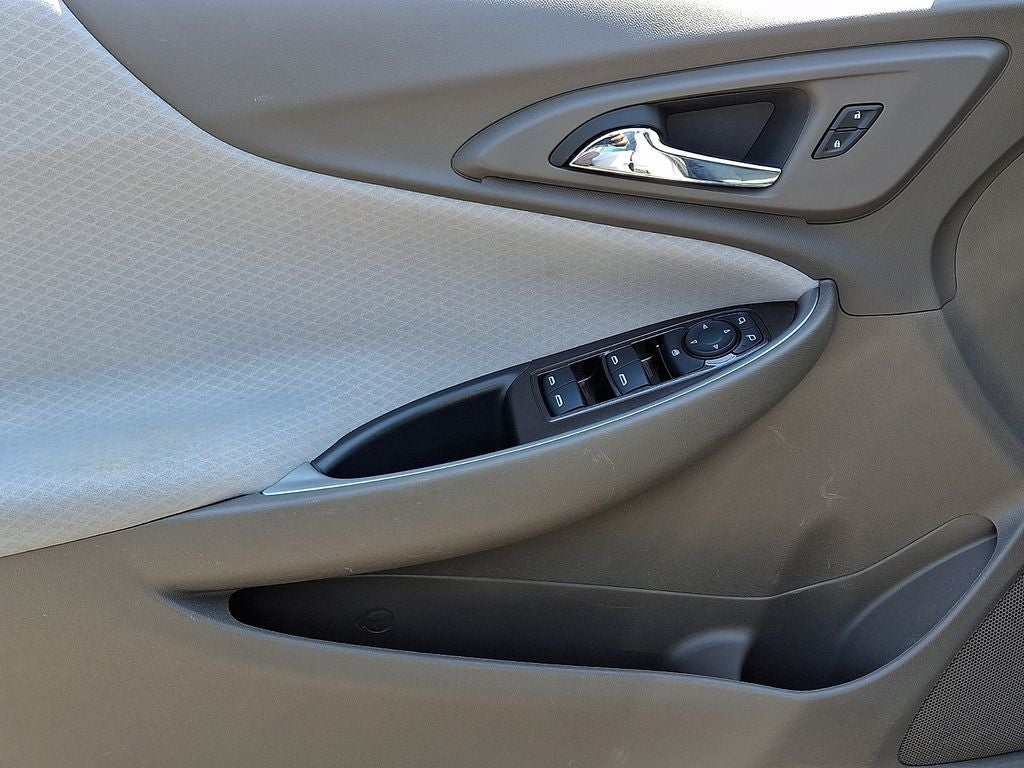 2023 Chevrolet Malibu LS 1FL