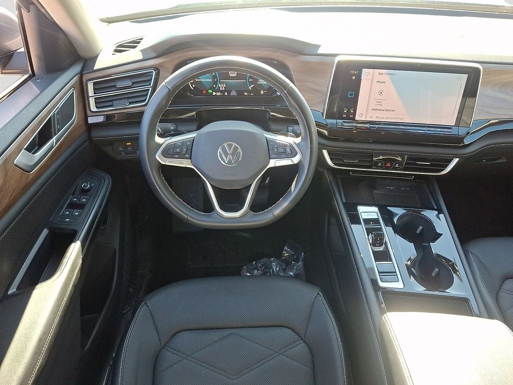 2024 Volkswagen Atlas 2.0T SE w/Technology SE W/TECHNOLOGY