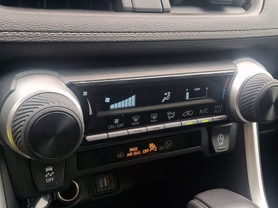 2023 Toyota RAV4 LE BASE