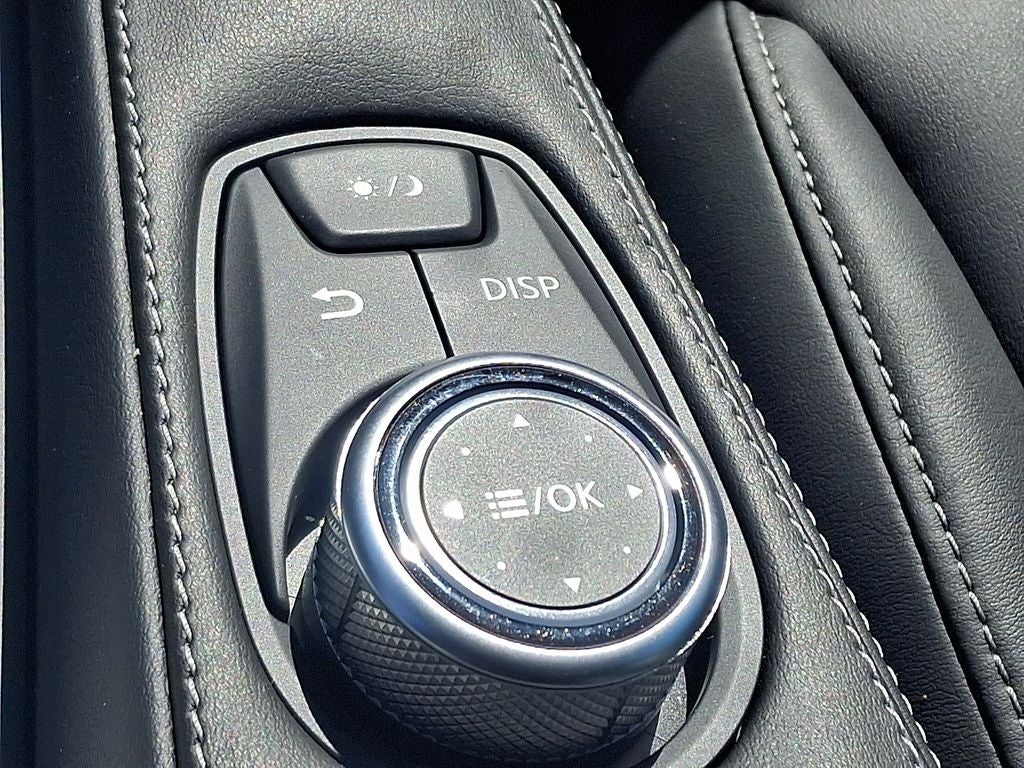 2025 INFINITI QX50 PURE