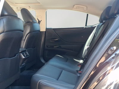 2023 Lexus ES 250 250
