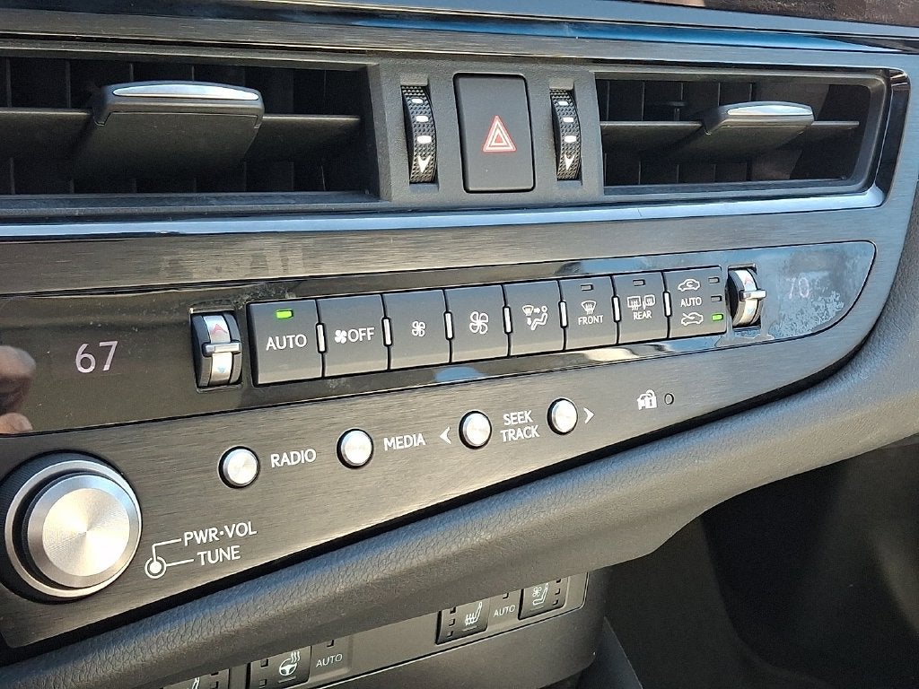 2023 Lexus ES 250 250