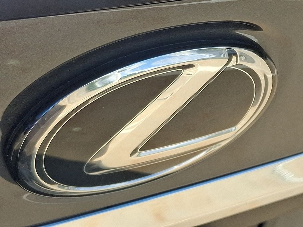2025 Lexus ES 300h 300h