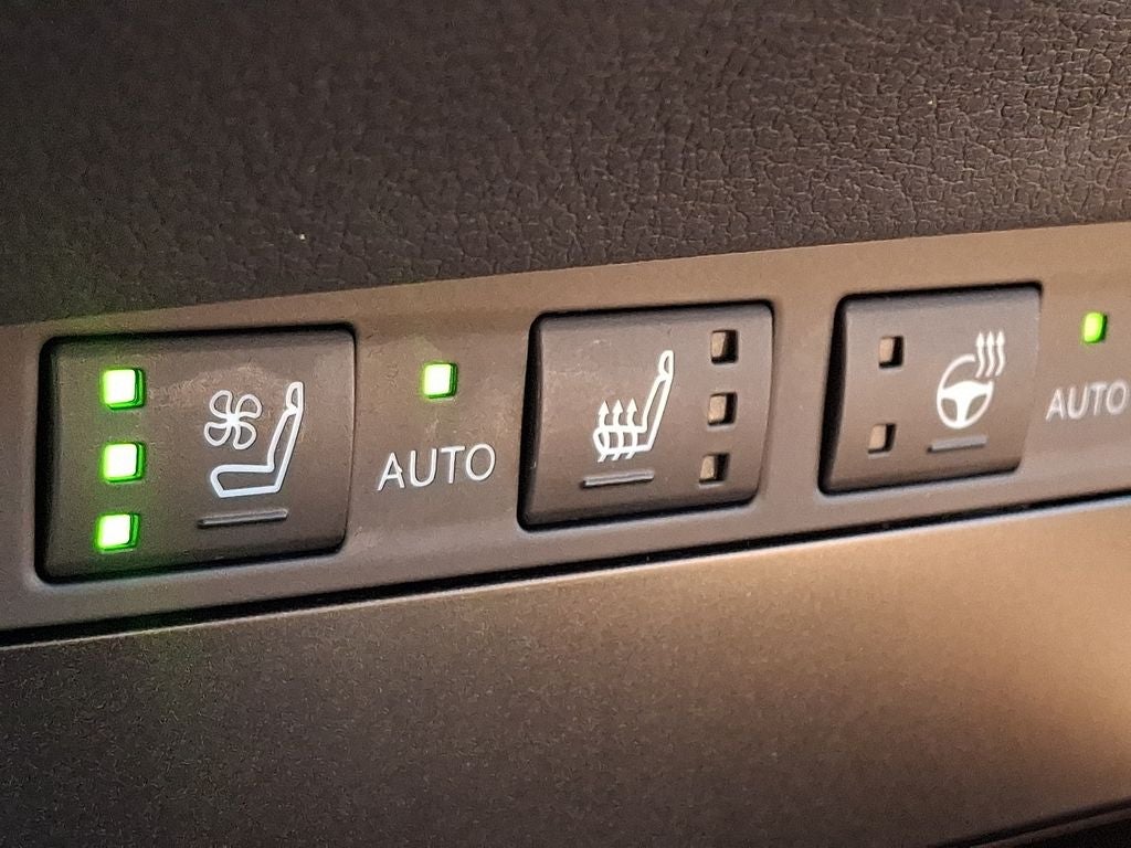 2025 Lexus ES 300h 300h