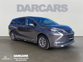 2021 Toyota Sienna XLE BASE
