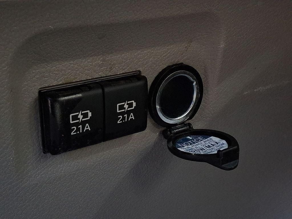 2020 Toyota Sienna L 7 Passenger