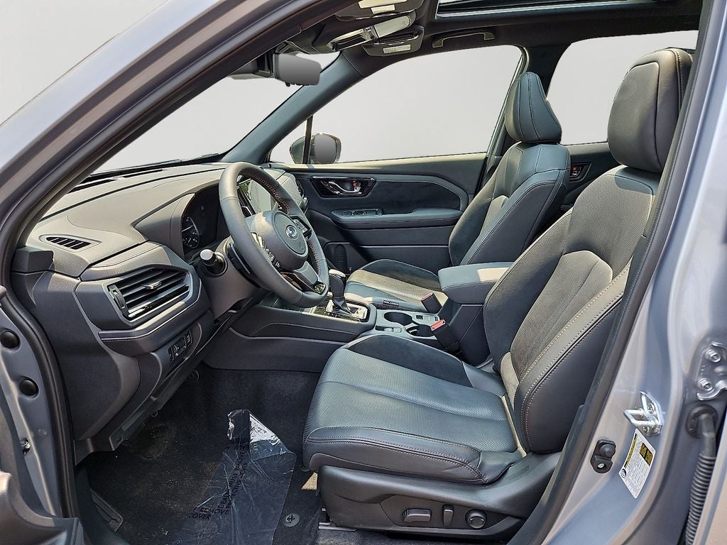 2025 Subaru Forester Touring BASE