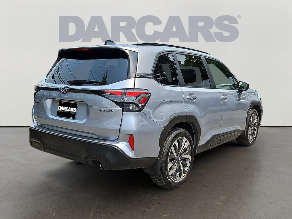 2025 Subaru Forester Touring BASE