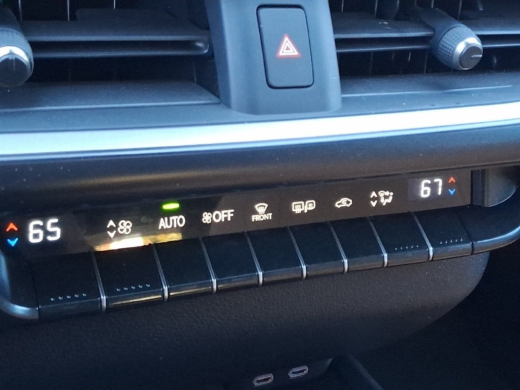 2024 Lexus UX 250h Premium 250h Premium PREMIUM PACKAGE