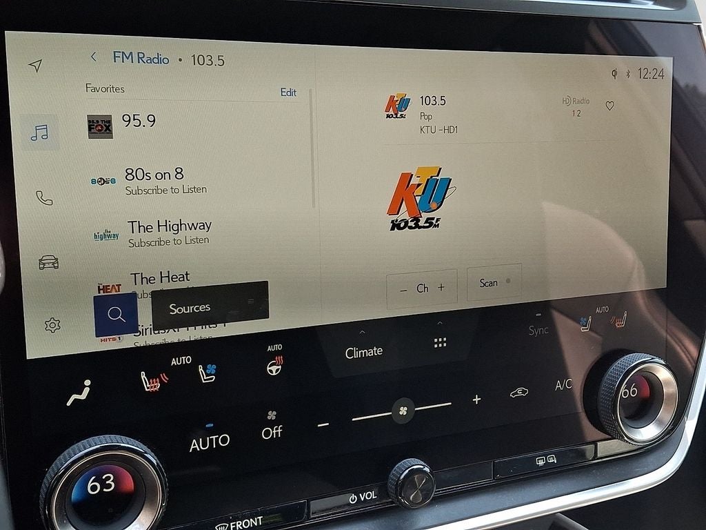 2023 Lexus RZ 450e Premium 450e Premium