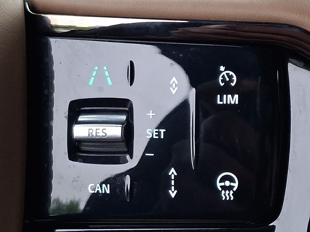 2025 Land Rover Range Rover Sport Plug-in Hybrid Dynamic SE