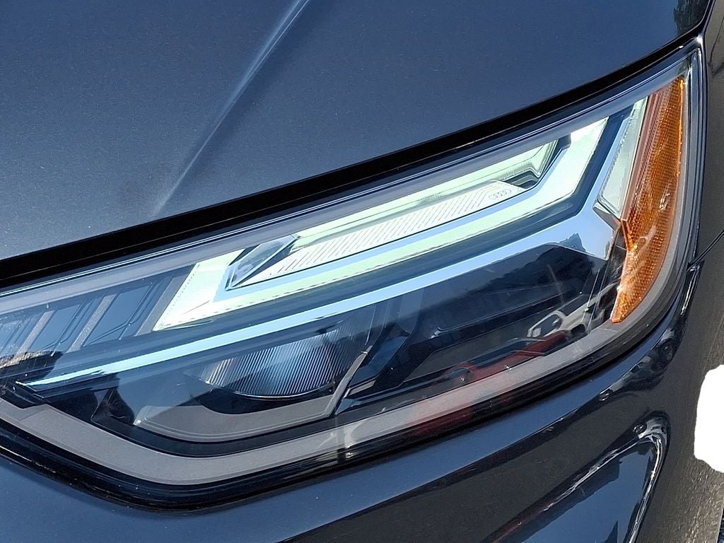 2025 Audi Q5 40 Premium quattro