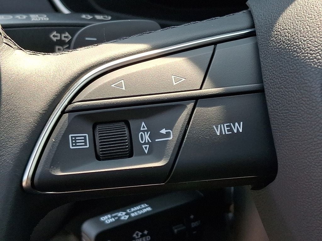 2025 Audi Q5 40 Premium quattro
