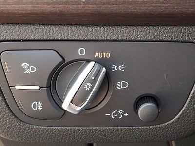 2025 Audi Q5 40 Premium quattro