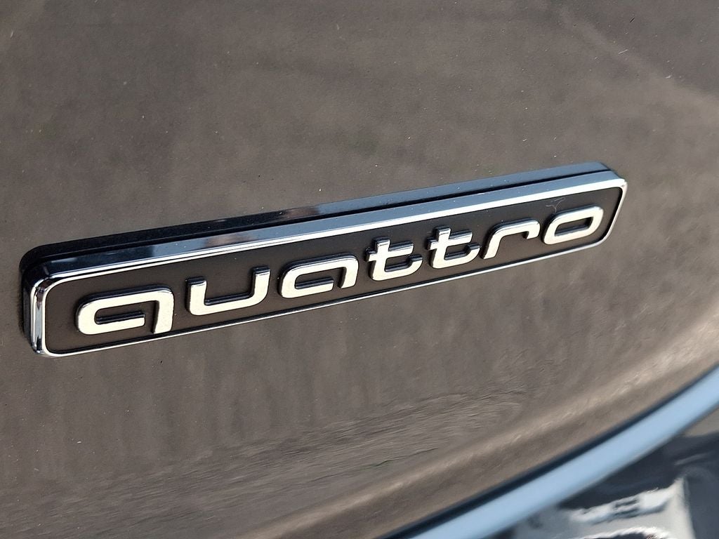 2025 Audi Q5 40 Premium quattro
