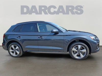 2025 Audi Q5 40 Premium quattro