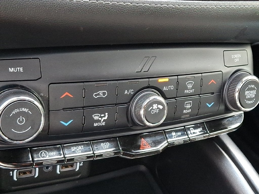 2022 Dodge Durango SXT Blacktop Package w/Sunroof