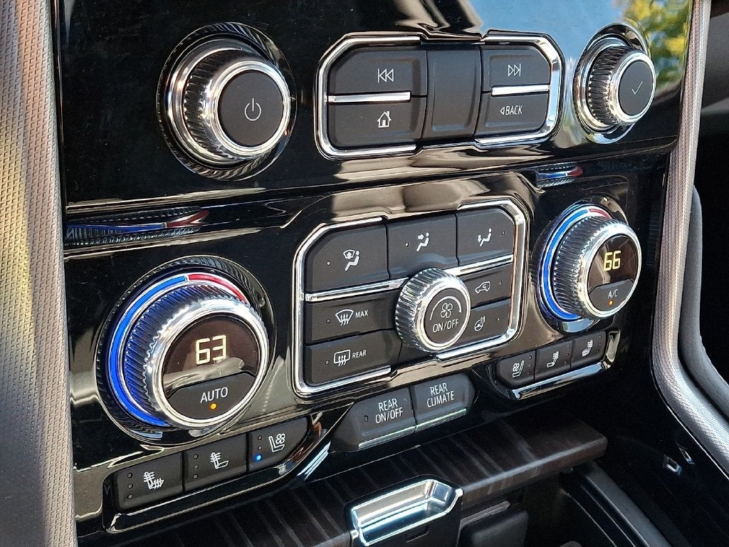 2024 GMC Yukon XL Denali w/ Reserve Package
