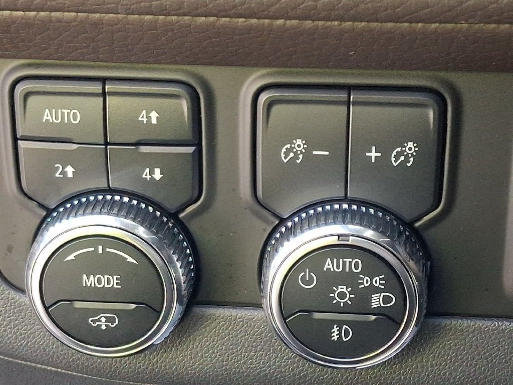 2024 GMC Yukon XL Denali w/ Reserve Package