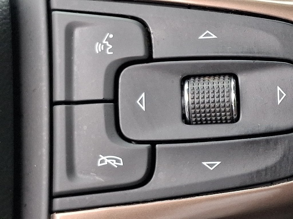 2022 Chevrolet Tahoe High Country w/ Country Deluxe Package