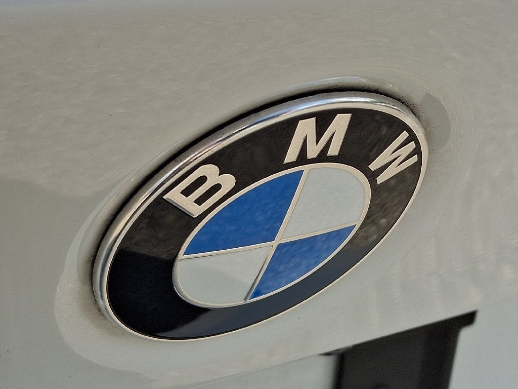 2022 BMW 3 Series 330i xDrive Premium & Driving Assistance Package
