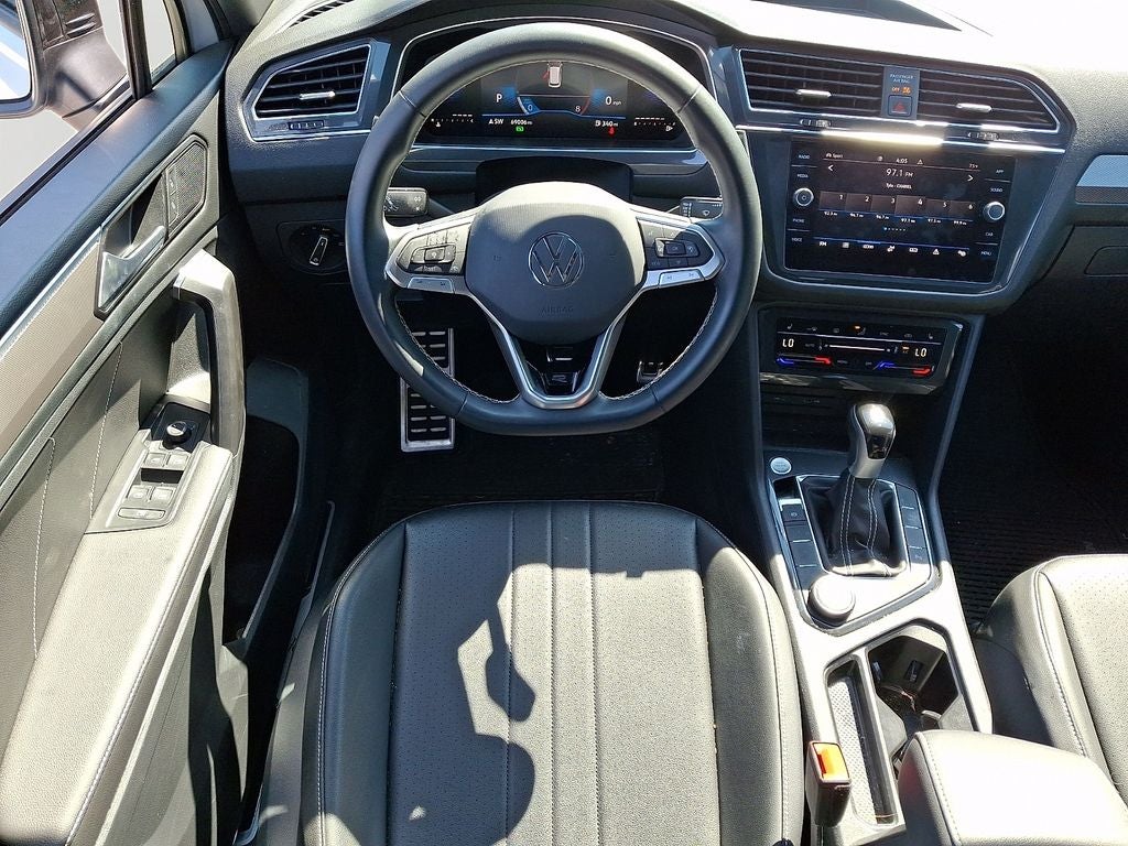 2023 Volkswagen Tiguan 2.0T SE R-Line Black