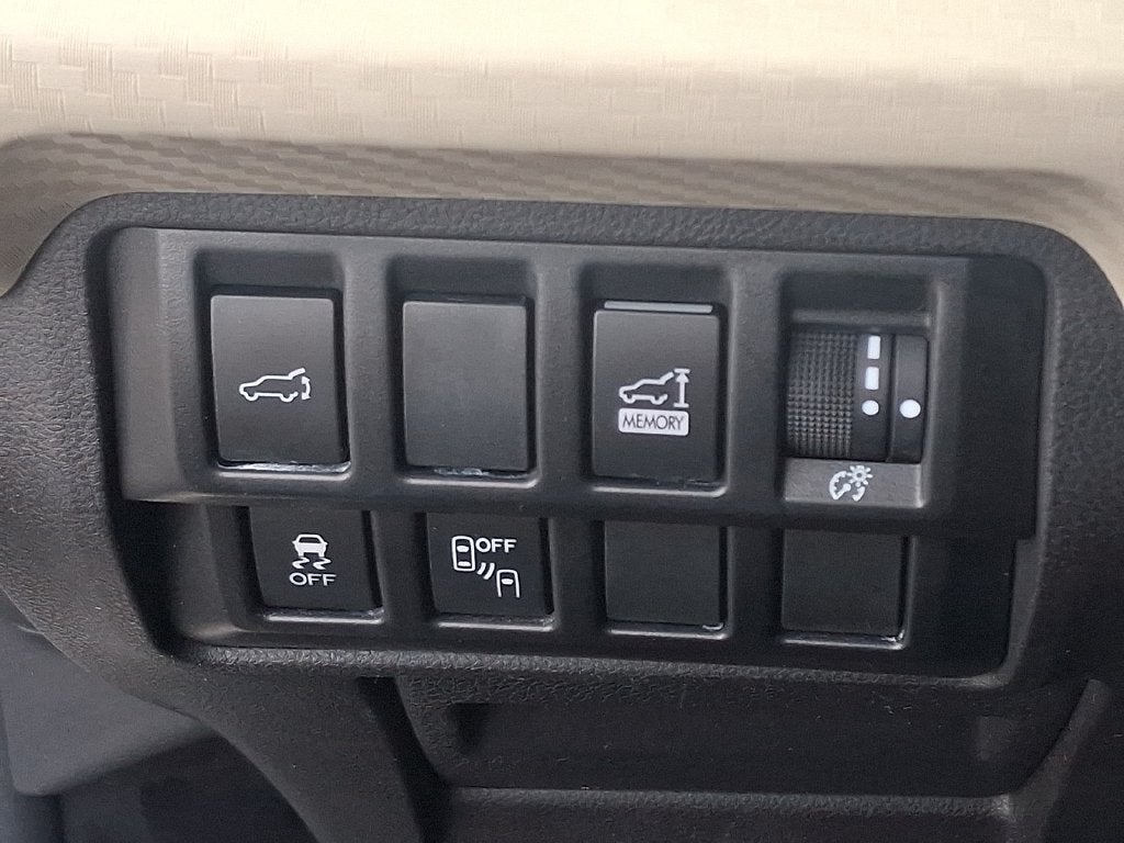 2019 Subaru Ascent Premium w/ Moonroof & Navigation